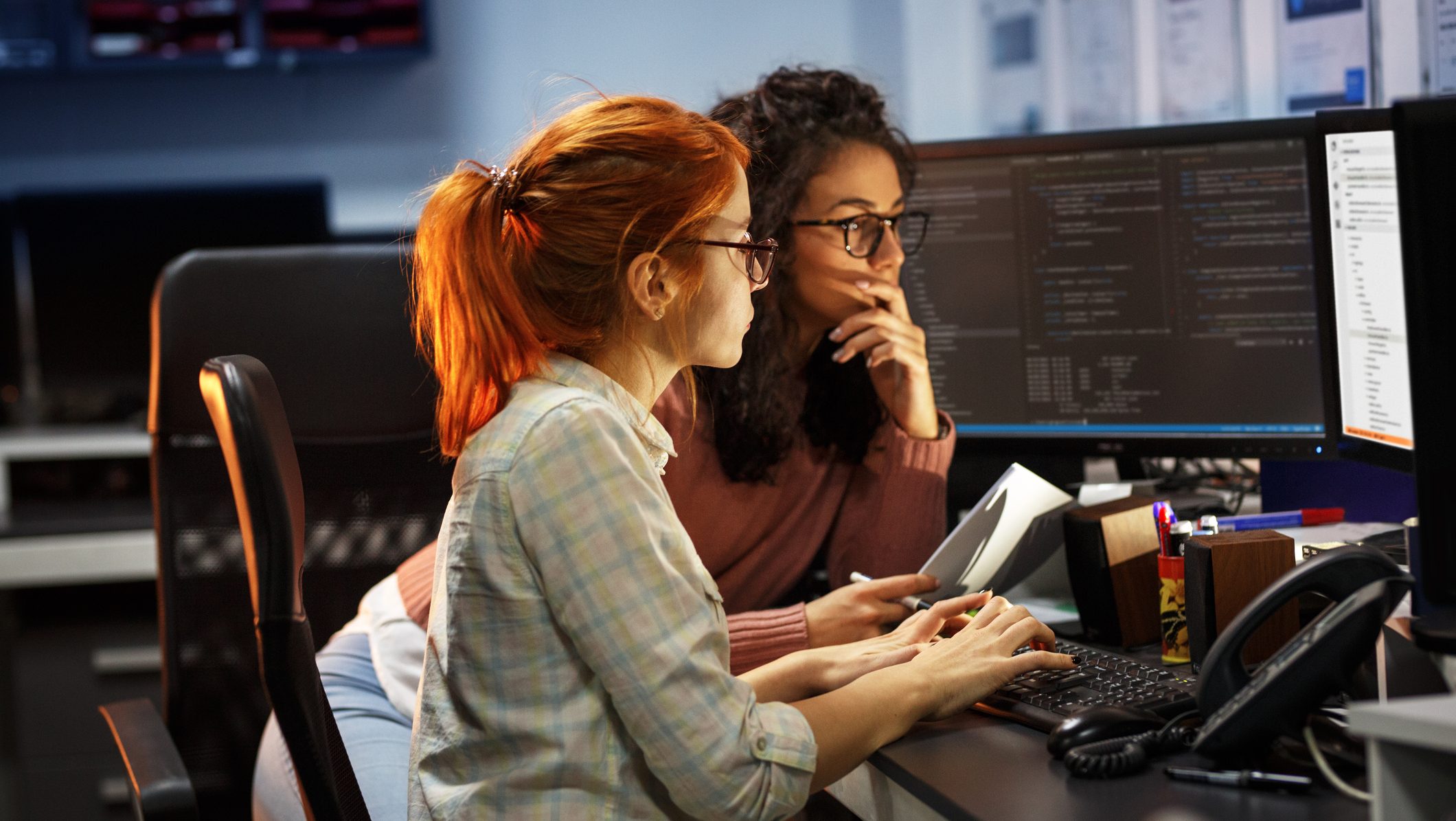 Team collaboration on IT and AI consulting